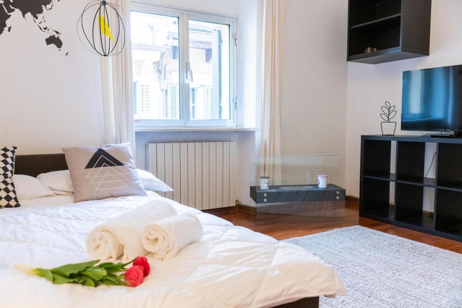 Domus Verona - Accogliente Residenza Rocchetto A 25Mt Da Piazza Erbe Luaran gambar